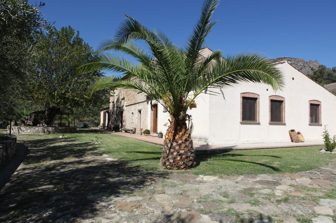 Agriturismo A'Sena-Runcatini Ciminà Екстериор снимка